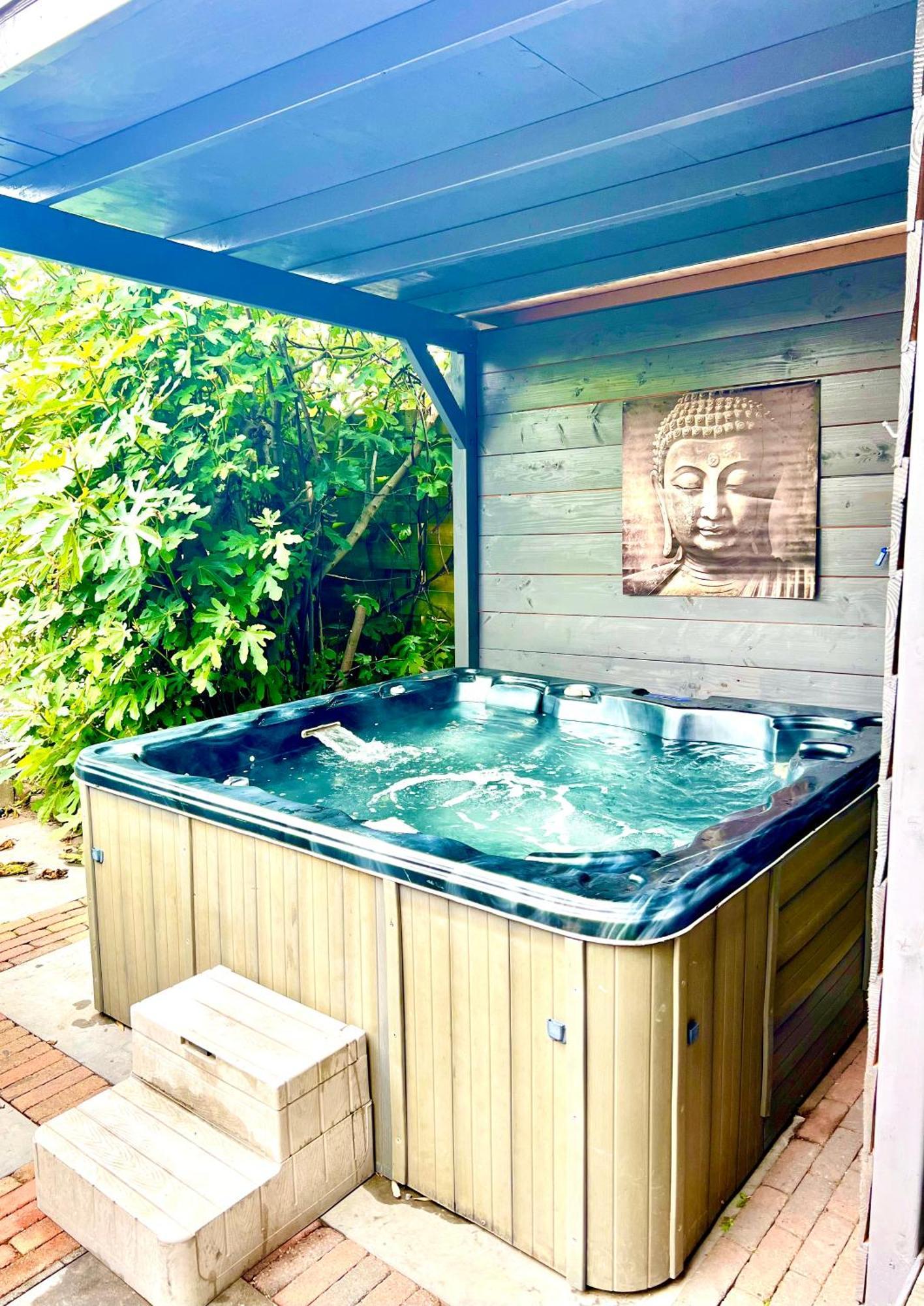 Buddha Style Family House & Jacuzzi & Sauna Near Amsterdam Vijfhuizen Esterno foto