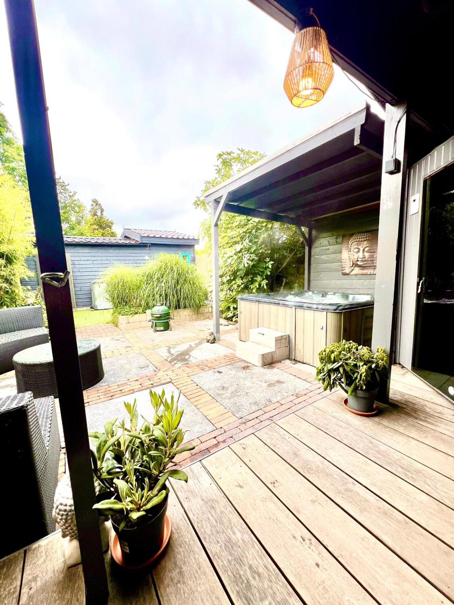 Buddha Style Family House & Jacuzzi & Sauna Near Amsterdam Vijfhuizen Esterno foto